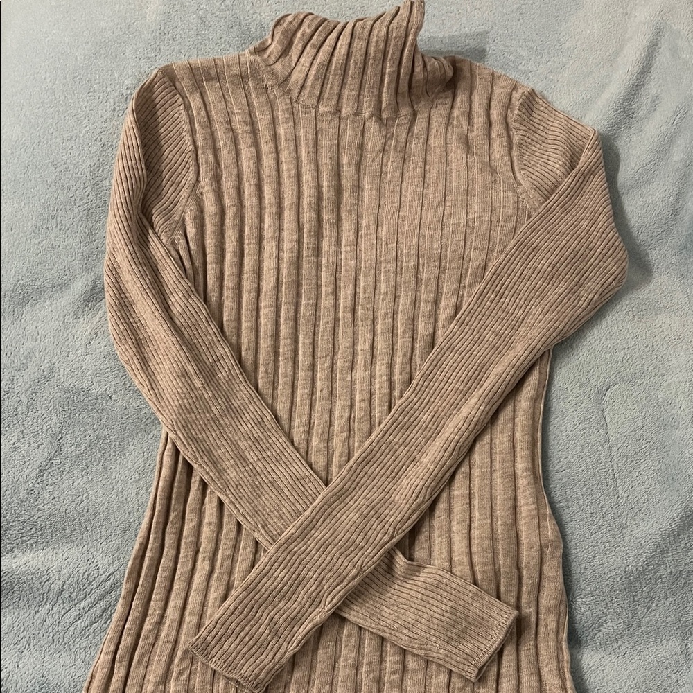 NWT WHBM Ribbed Mockneck in Heather Biscotti Sweater XS - Picture 3 of 4
